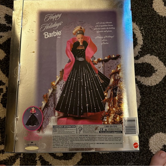 1998 Vintage Holiday Barbie new never taken out of box - Picture 2 of 6